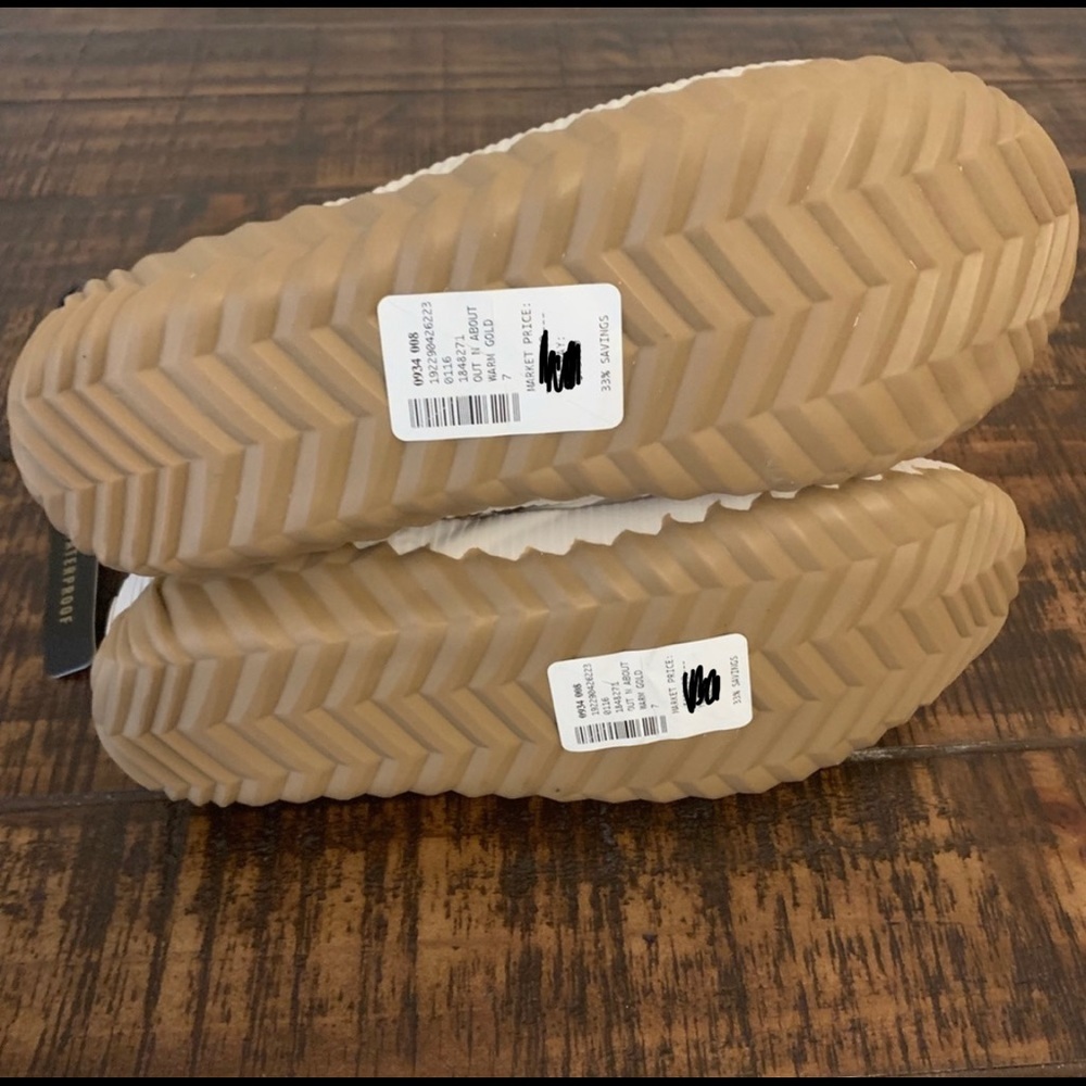 Sorel sz 7 Out N About  Plus Boots Warm Gold - Picture 4 of 4